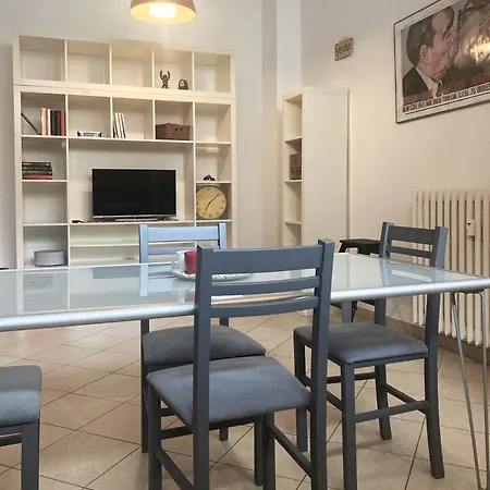 Апартаменты Navigli Милан